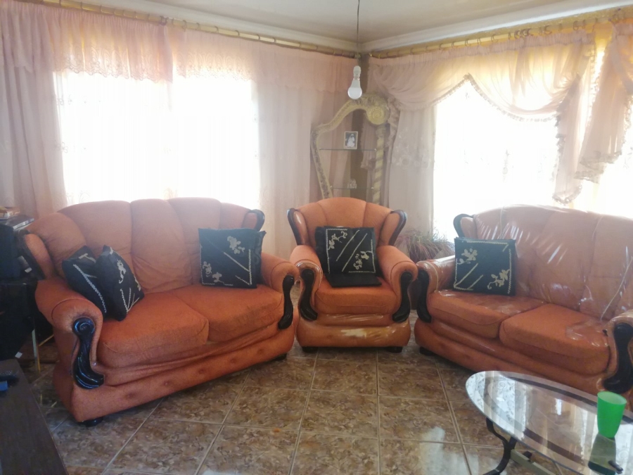 2 Bedroom Property for Sale in J B Mafora Free State